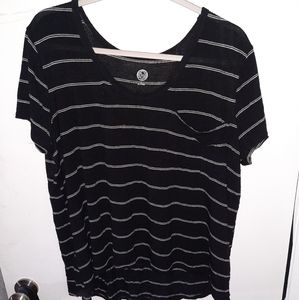 Black striped t shirt